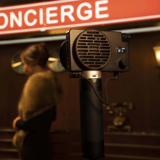 COLBOR PG99, 99Wh Battery Grip (Rechargeable Battery for LED Lights)